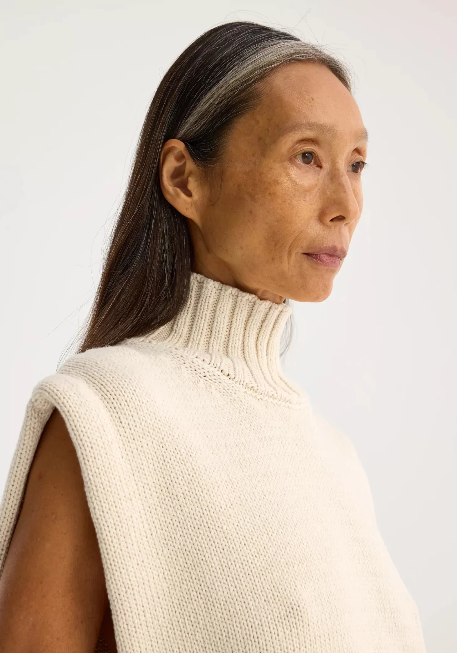 Tops<RÓHE CASHMERE COTTON SLEEVELESS TURTLENECK