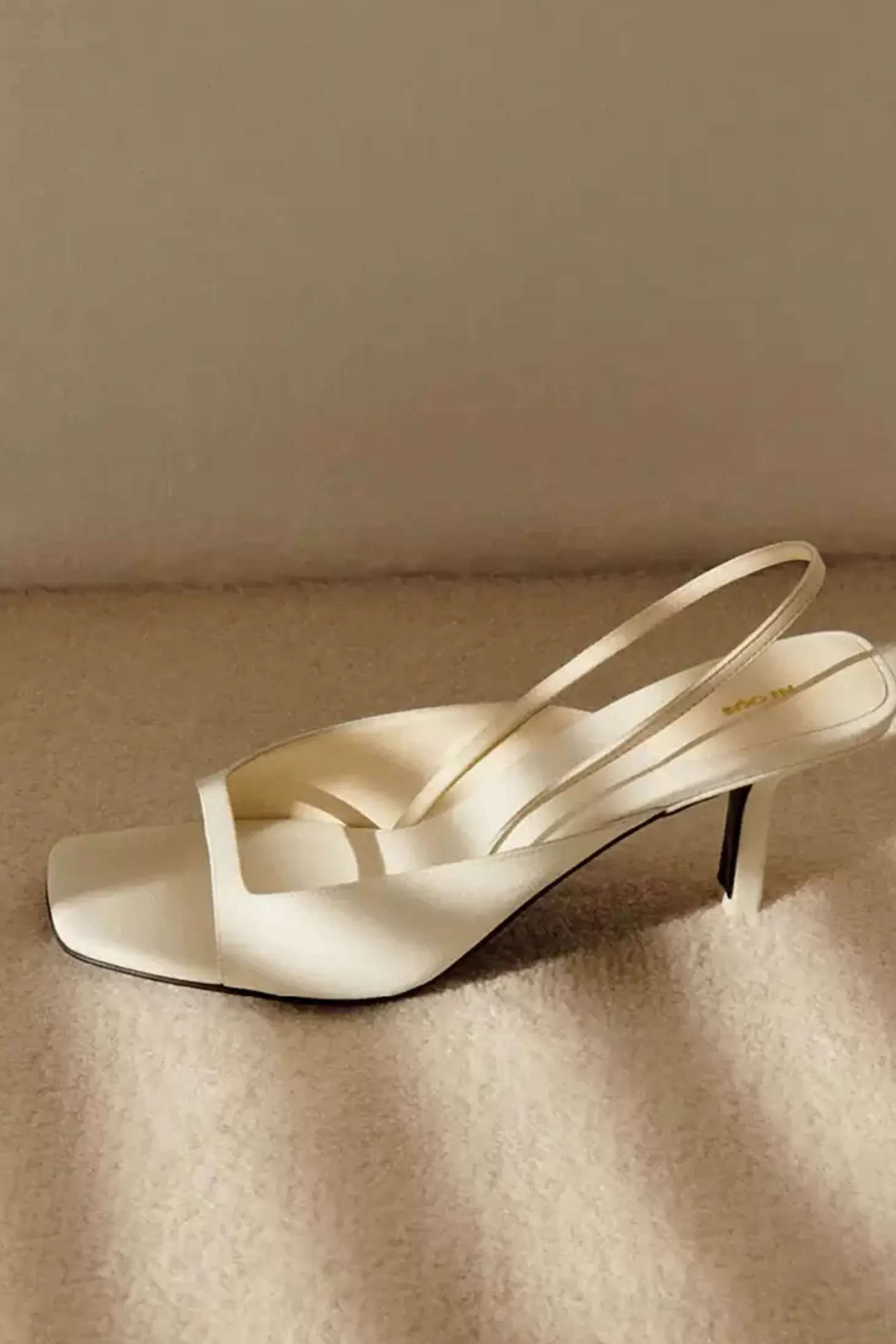 Heels<NEOUS KAMUI SLINGBACK Cream