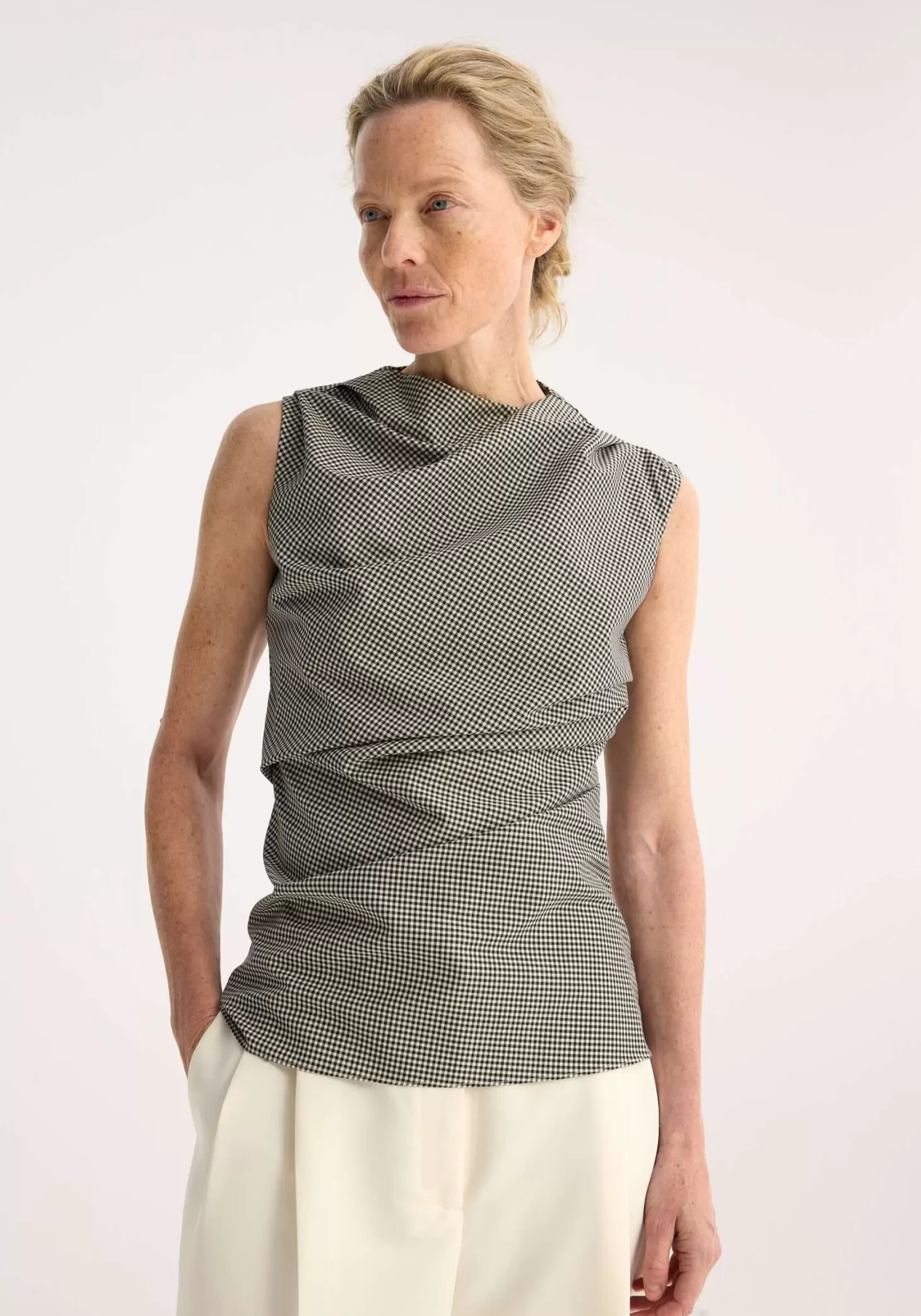 Tops<RÓHE MINI CHECK TOP WITH COWL NECK